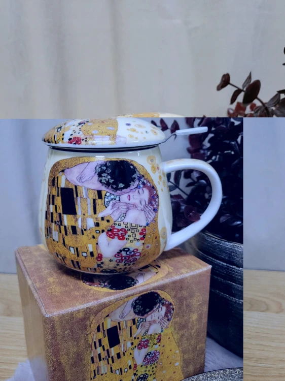 KUBEK Z ZAPARZACZEM KLIMT POCAŁUNEK 450 ML