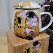 KUBEK Z ZAPARZACZEM KLIMT POCAŁUNEK 450 ML