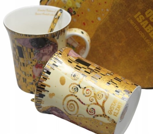 KLIMT KOMPLET 2 KUBKÓW PORCELANOWYCH O POJEMNOŚCI  350ML Z ŁYŻECZKAMI Z SERII ART GALLERY - G. KLIMT "POCAŁUNEK" BEŻOWY