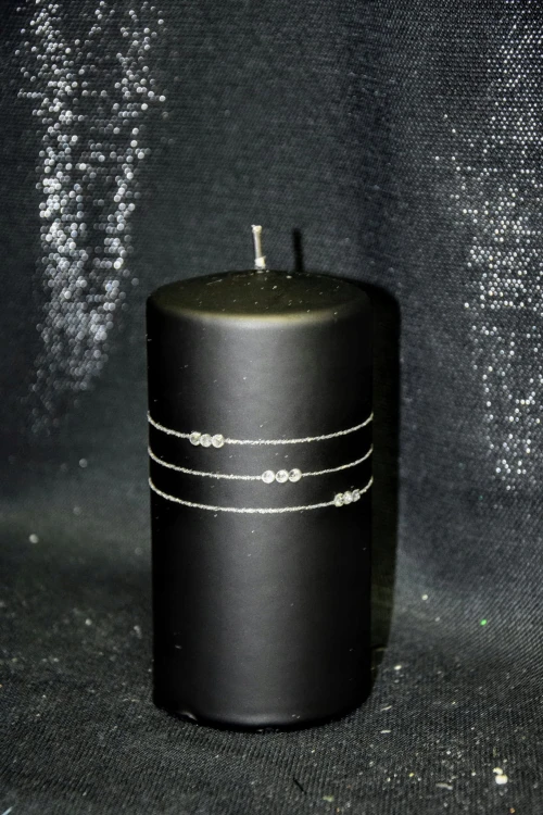 ŚWIECA KOLIA MAT CZARNY WALEC ŚREDNI 14CM