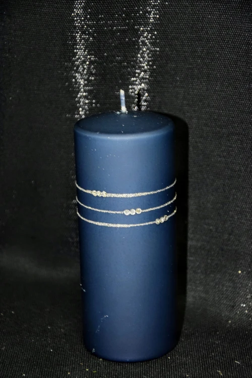 ŚWIECA KOLIA MAT WALEC GRANAT DUŻY 18CM