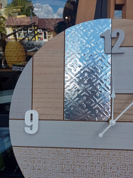 ZEGAR BEŻOWO-SREBRNY OKRĄGŁY