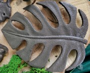 ŻELIWNA MATA GARNKOWA POD GARNEK MONSTERA BRĄZOWA