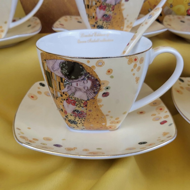 550697af8179eb0b5b1abff823375e7b