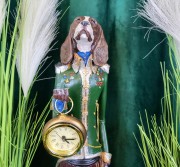 FIGURKA PIES Z ZEGARKIEM PIERROT