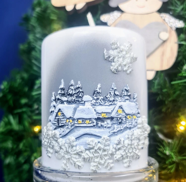 7628e7852376f82c63bb32abca49f8b1