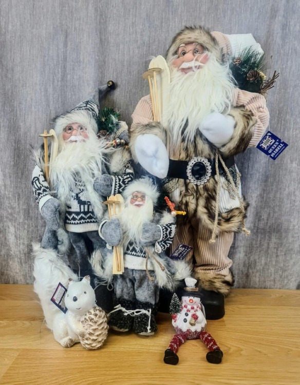 2b4c27d553ef554563a7dc992b438267