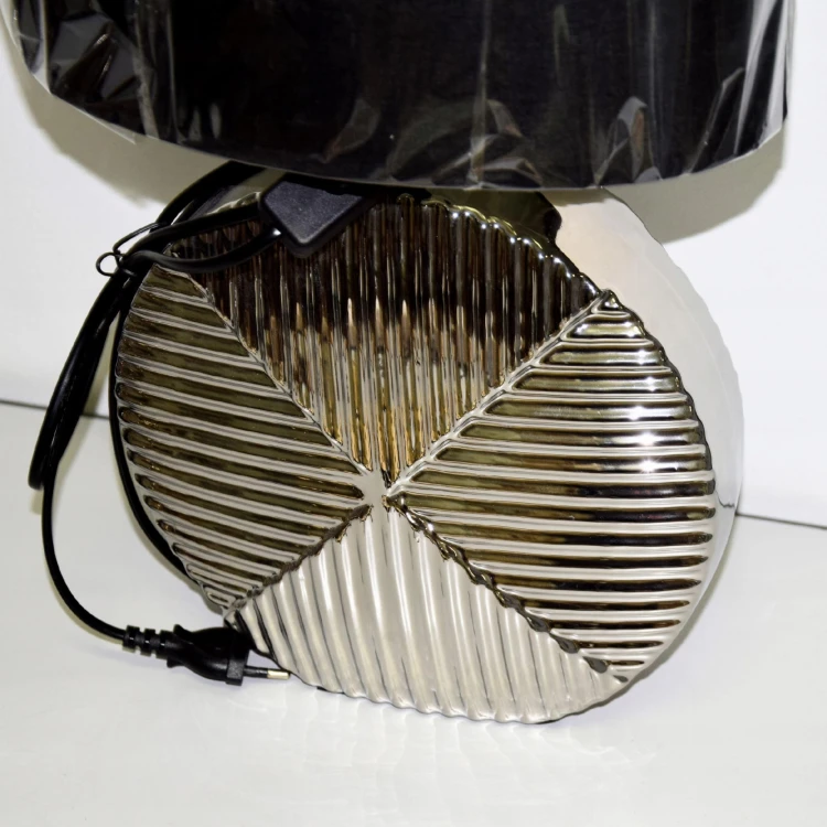 LAMPA CERAMICZNA SREBRNA Z CZARNYM ABAŻUREM