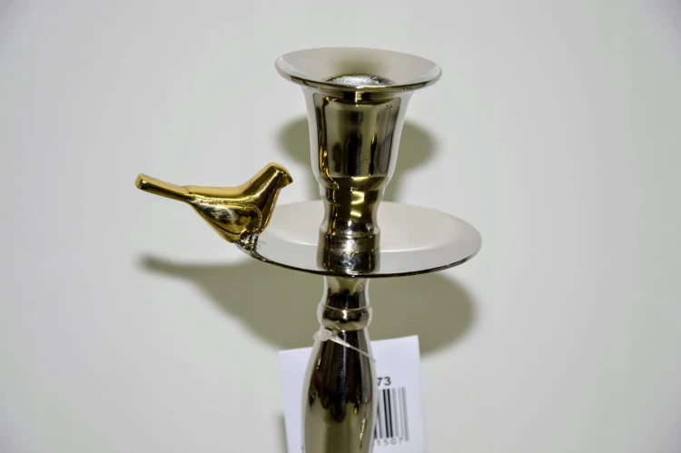 ŚWIECZNIK METALOWY SREBRNY Z PTASZKIEM premium
