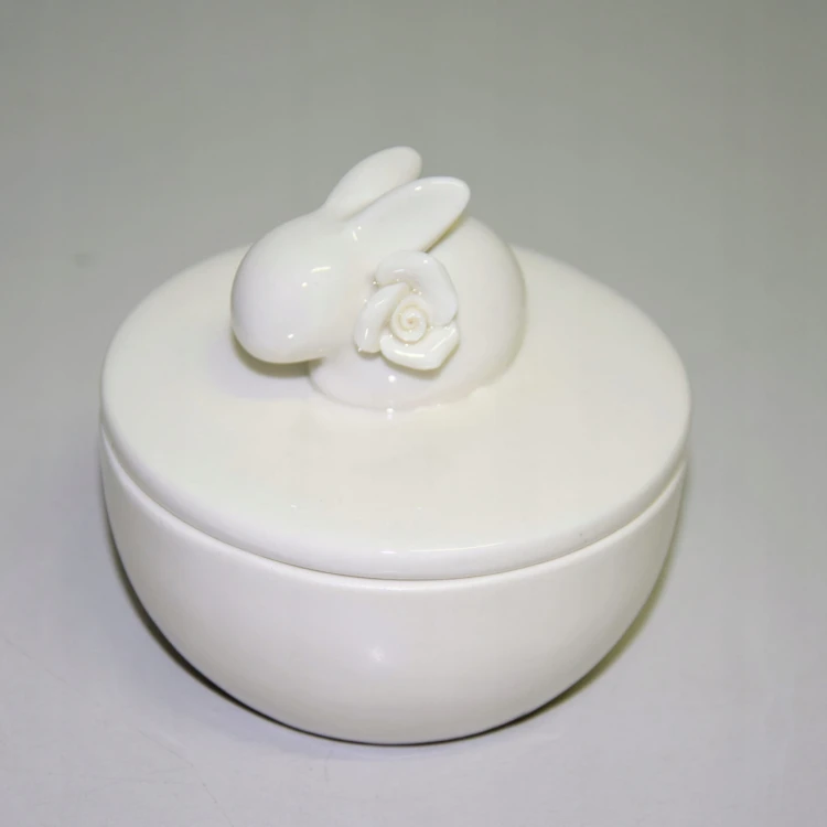 CERAMICZNE PUZDERKO Z KRÓLICZKIEM 9,3X9,3X9CM
