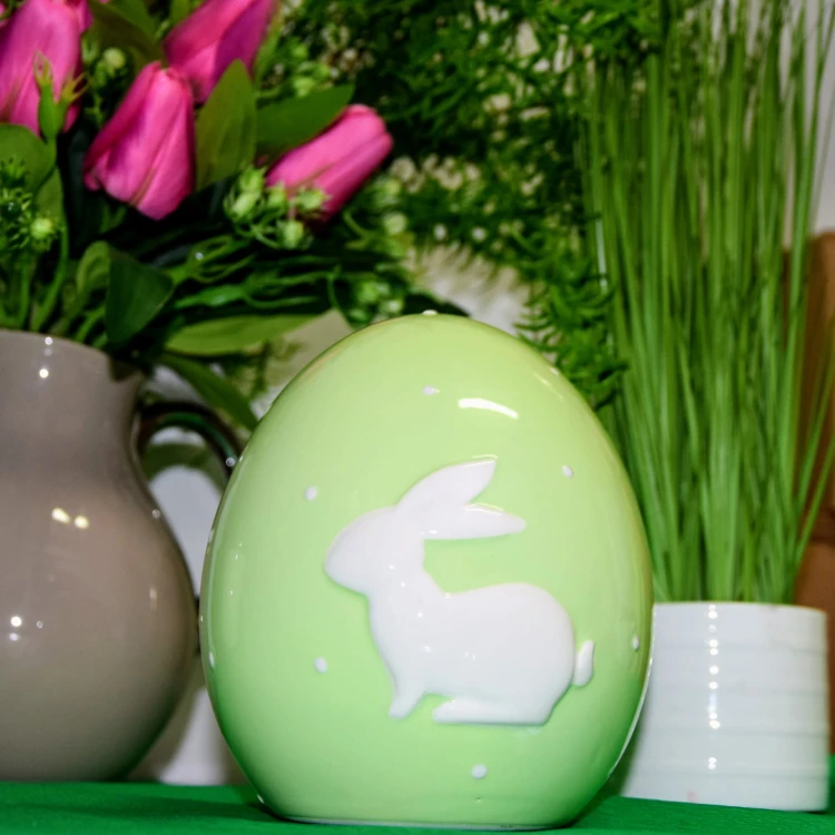 CERAMICZNE ZIELONE JAJKO Z BIAŁYM ZAJĄCZKIEM 14CM