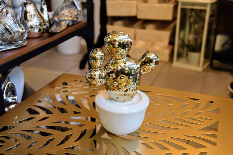 f476c3ee4475f72a9871d73b3dee6210