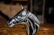 FIGURKA GŁOWA KONIA 18,5cm, metal