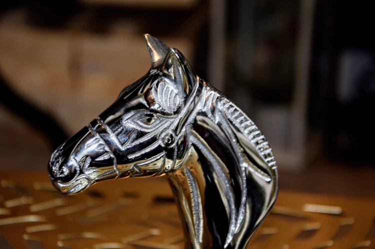 FIGURKA GŁOWA KONIA 18,5cm, metal