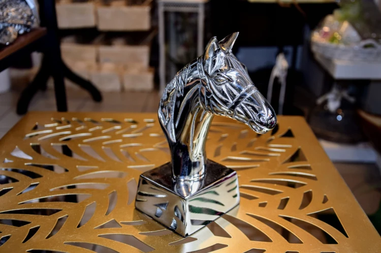 FIGURKA GŁOWA KONIA 18,5cm, metal