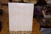 ELEGANCKA TOREBKA UPOMINKOWA 26X32X12CM Z BROKATEM