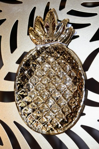TALERZ/PODSTAWKA MAŁY ANANAS ZŁOTY 17X9,8X1,8