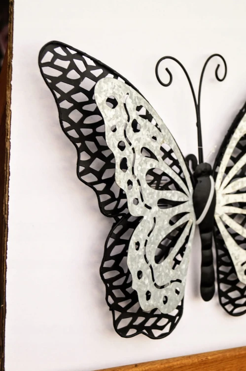 DEKORACJA ŚCIENNA MOTYL 34x25x3