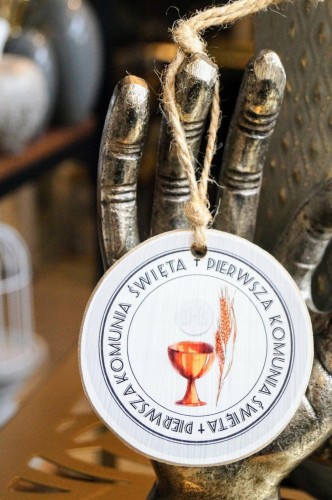 f6a675d5a44c8973f90d022c072e45aa