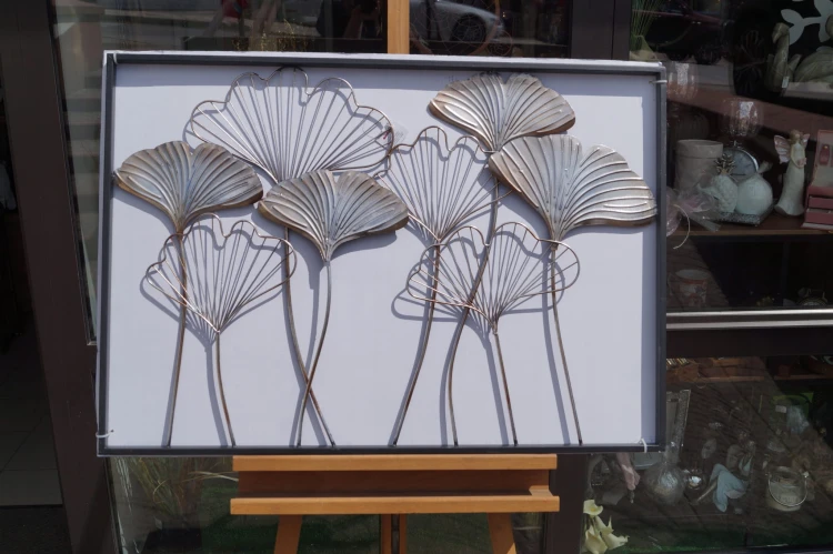 DEKORACJA ŚCIENNA MIŁORZĄB SREBRNY 100x2,5x77cm