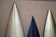 ŚCIENNA DEKORACJA METALOWA - LIŚCIE 120X4X61