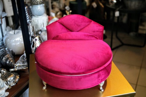 8d35d92df3db58bc39052418c8bf014b