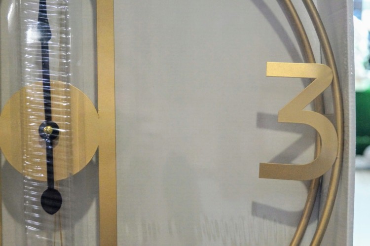 ZEGAR ŚCIENNY METALOWY ZŁOTY ZE ZŁOTYMI CYFRAMI