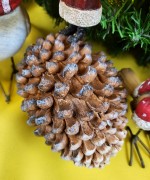OZDOBNA SZYSZKA FIGURKA DEKORACJA BRĄZOWA
