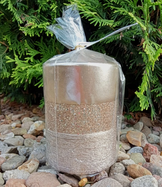 ŚWIECA QUEEN EVO WALEC 7X10 CM SZAMPAN