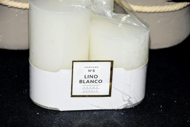 ZESTAW 3 ŚWIEC ZAPACHOWYCH  LINO BLANCO BIAŁY