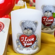 ŚWIECA PARAFINOWA TEDDY WALEC MAŁY BIAŁA WALENTYNKI
