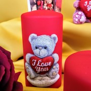 ŚWIECA PARAFINOWA TEDDY WALEC ŚREDNI CZERWONY WALENTYNKI