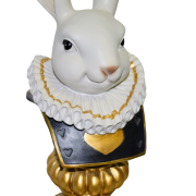 PAN KRÓLIK ZAJĄC GALERYJNY Z BIAŁĄ KRYZĄ POPIERSIE 29CM