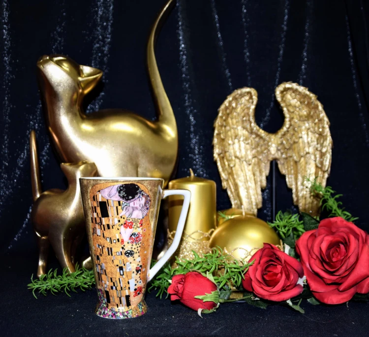 8cc86b4c7428eed7f1df236670c7c603