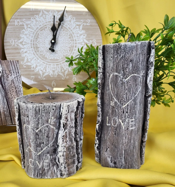 ŚWIECA PARAFINOWA Z NAPISEM LOVE WALENTYNKI