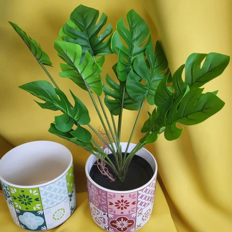 SZTUCZNA ROŚLINA DEKORACYJNA MONSTERA W DONICZCE 40 CM