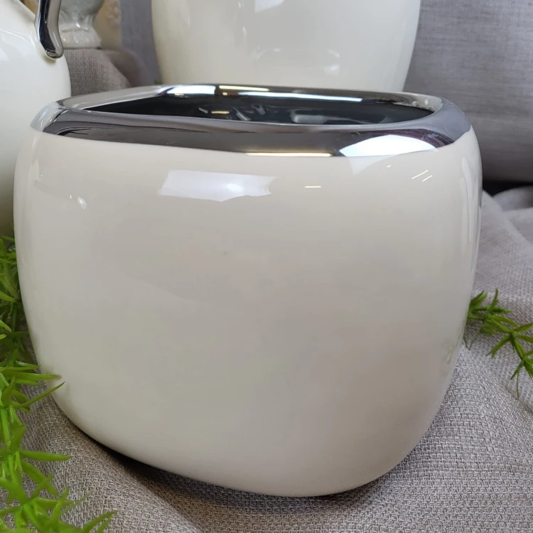 f791b6bc2767ee1bceb5cecdd2cddde7