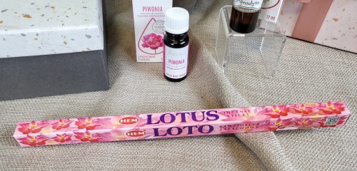 INDYJSKIE DŁUGIE KADZIDEŁKA ZAPACHOWE LOTUS