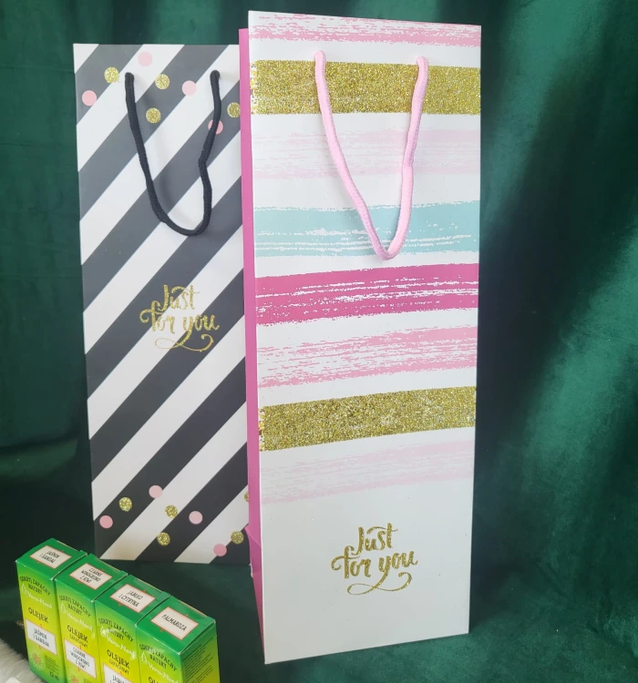 8988a22b6e191cfe22b27d76ce855808