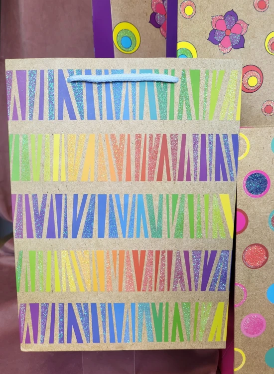 TOREBKA UPOMINKOWA 18 x 23 x 8 CM MIX WZORÓW