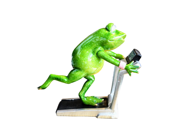 FIGURKA ŻABA NA BIEŻNI