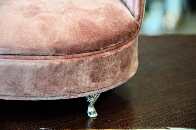 SZKATUŁKA SOFA BRUDNY RÓŻ