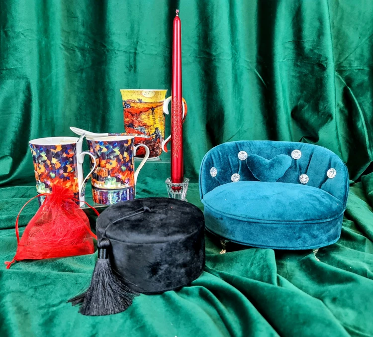 5a8258ab1c15395490bd570731913d94