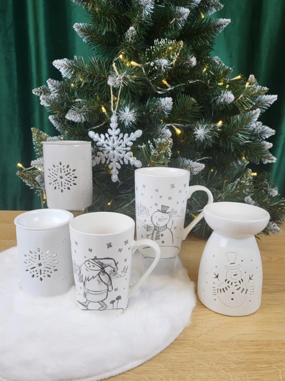 CERAMICZNY KOMINEK ZAPACHOWY NA OLEJKI ŚNIEŻYNKA