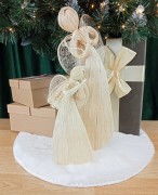 ZAWIESZKA ANIOŁ Z WŁÓKNA ABACA 20 CM