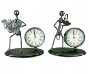 FIGURKA GRAJEK Z ZEGARKIEM 12 CM 2 WZORY