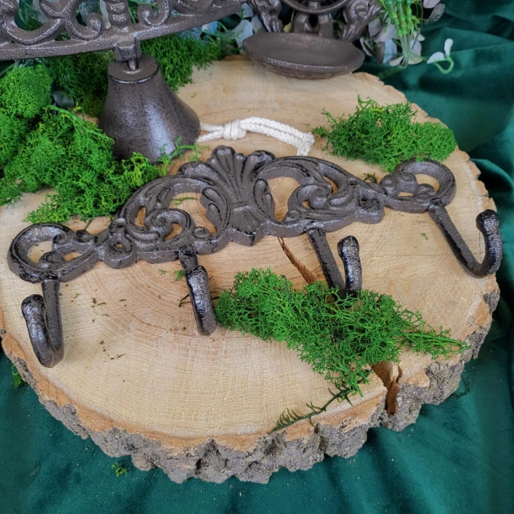 ŻELIWNY HACZYK HAK POCZWÓRNY