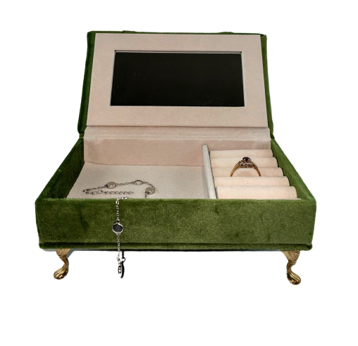 03ba8584276410b9704d060cb450cf5c