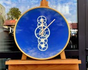 ZEGAR METAL 45,5CM GRANATOWY WIDOCZNY MECHANIZM