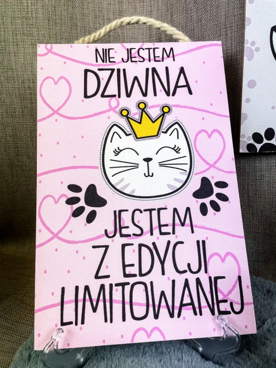TABLICZKA MOTYWACYJNA MDF 20X30CM JESTEM Z EDYCJI LIMITOWANEJ